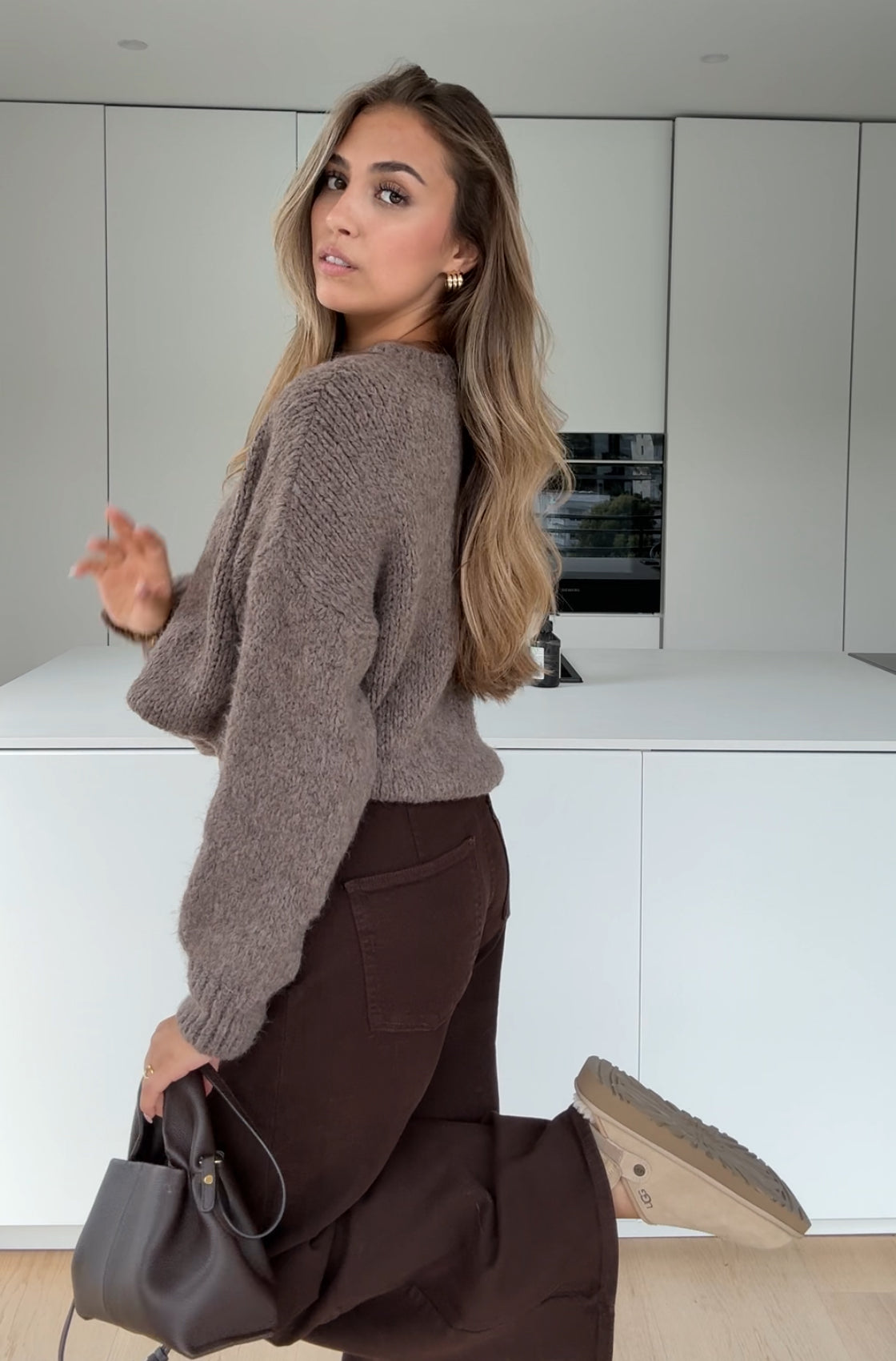 AMANDA | Jersey grueso de color gris topo