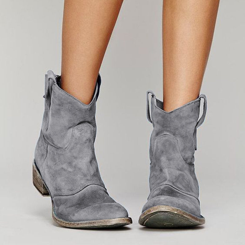 CARLOTA | Botines atemporales