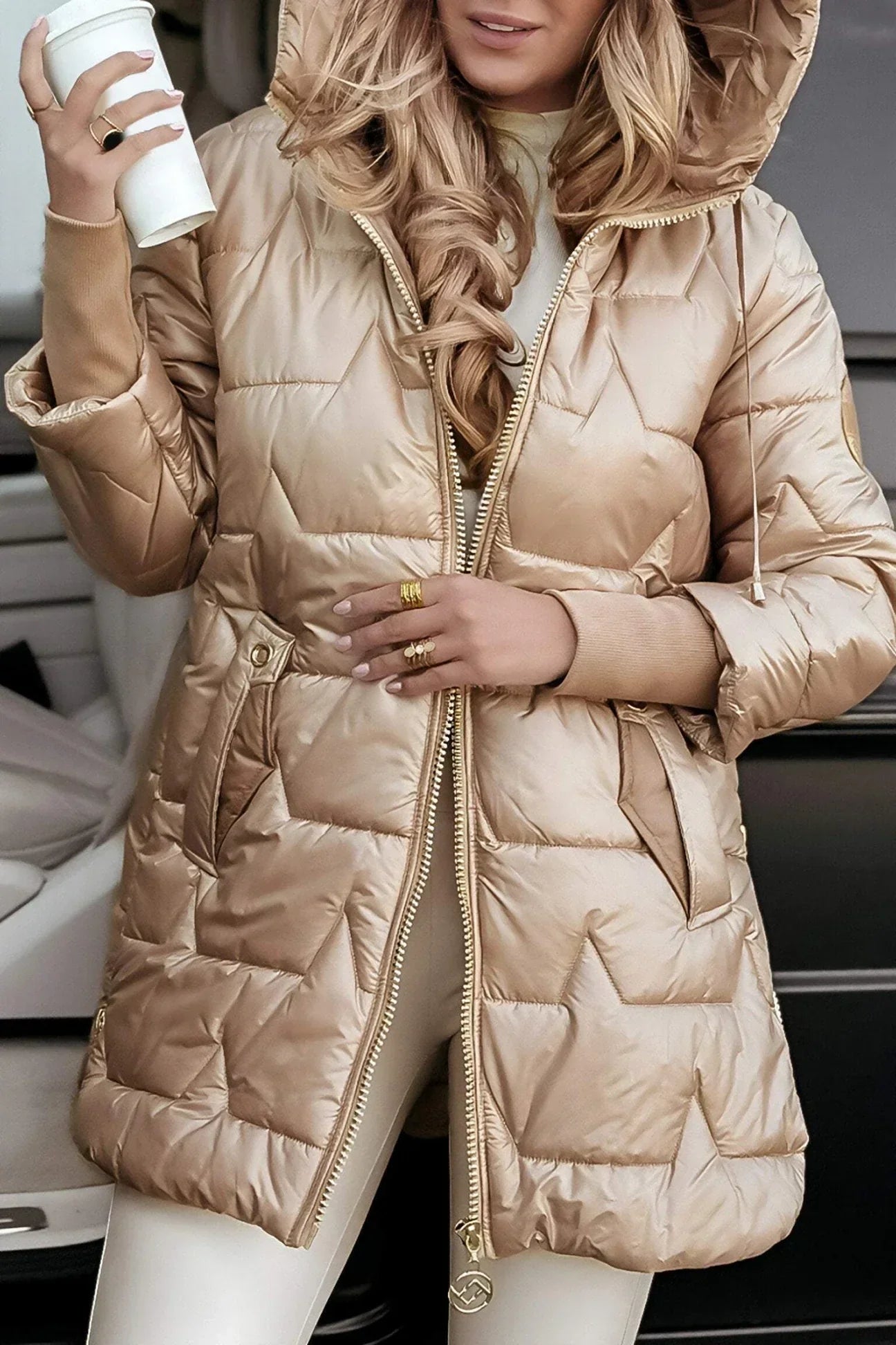 ASTRID | Chaqueta de invierno con capucha y forro