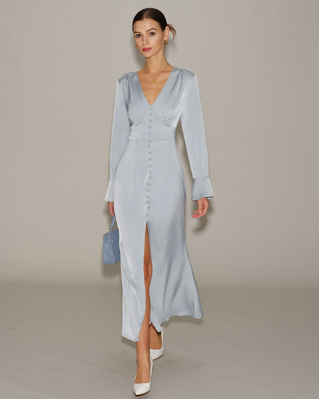 NAROA | Vestido largo satinado con mangas acampanadas